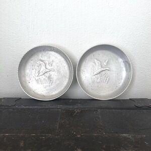 Mid Century Hammered Aluminum Round Trays Set of‎ 2 Wildlife Geese Vintage